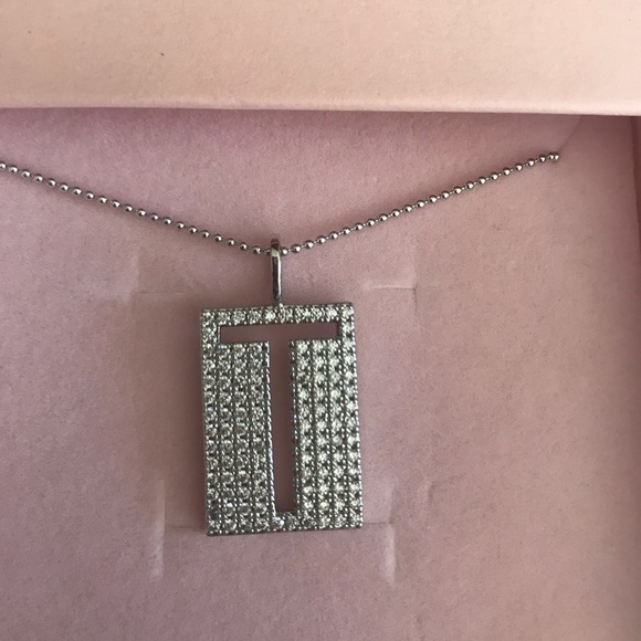 Sterling silver T necklace brand new, just got it today and its not what wanted - Picture 2 of 2
